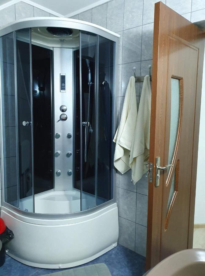 Vila Aslam Hotel Gura Humorului Buitenkant foto