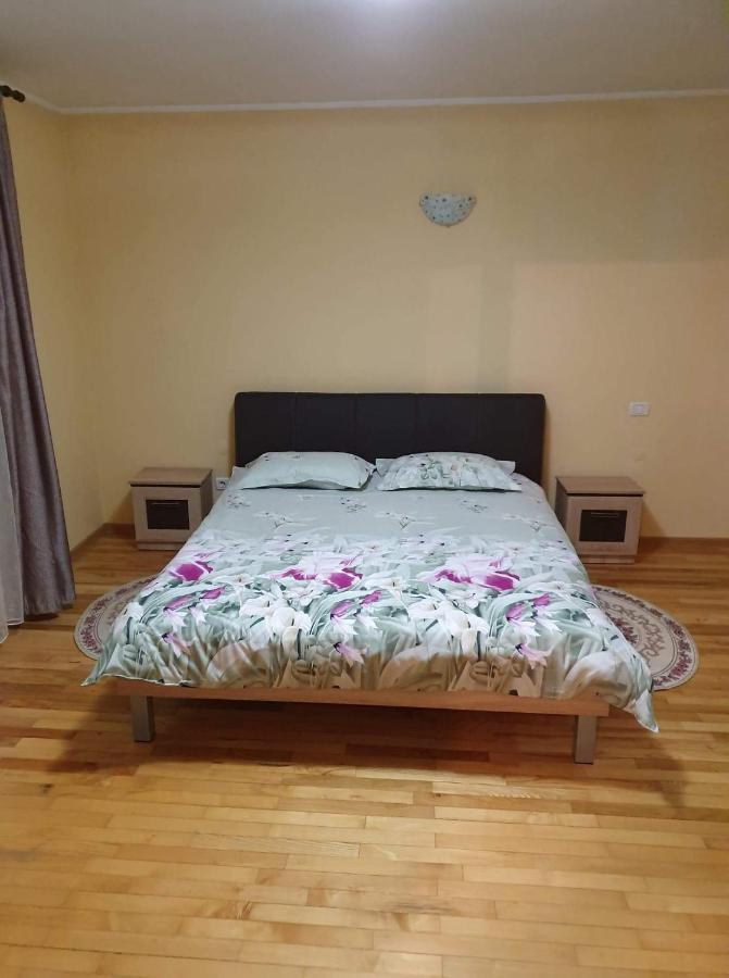 Vila Aslam Hotel Gura Humorului Buitenkant foto