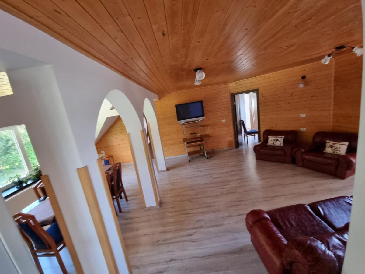 Vila Aslam Hotel Gura Humorului Buitenkant foto
